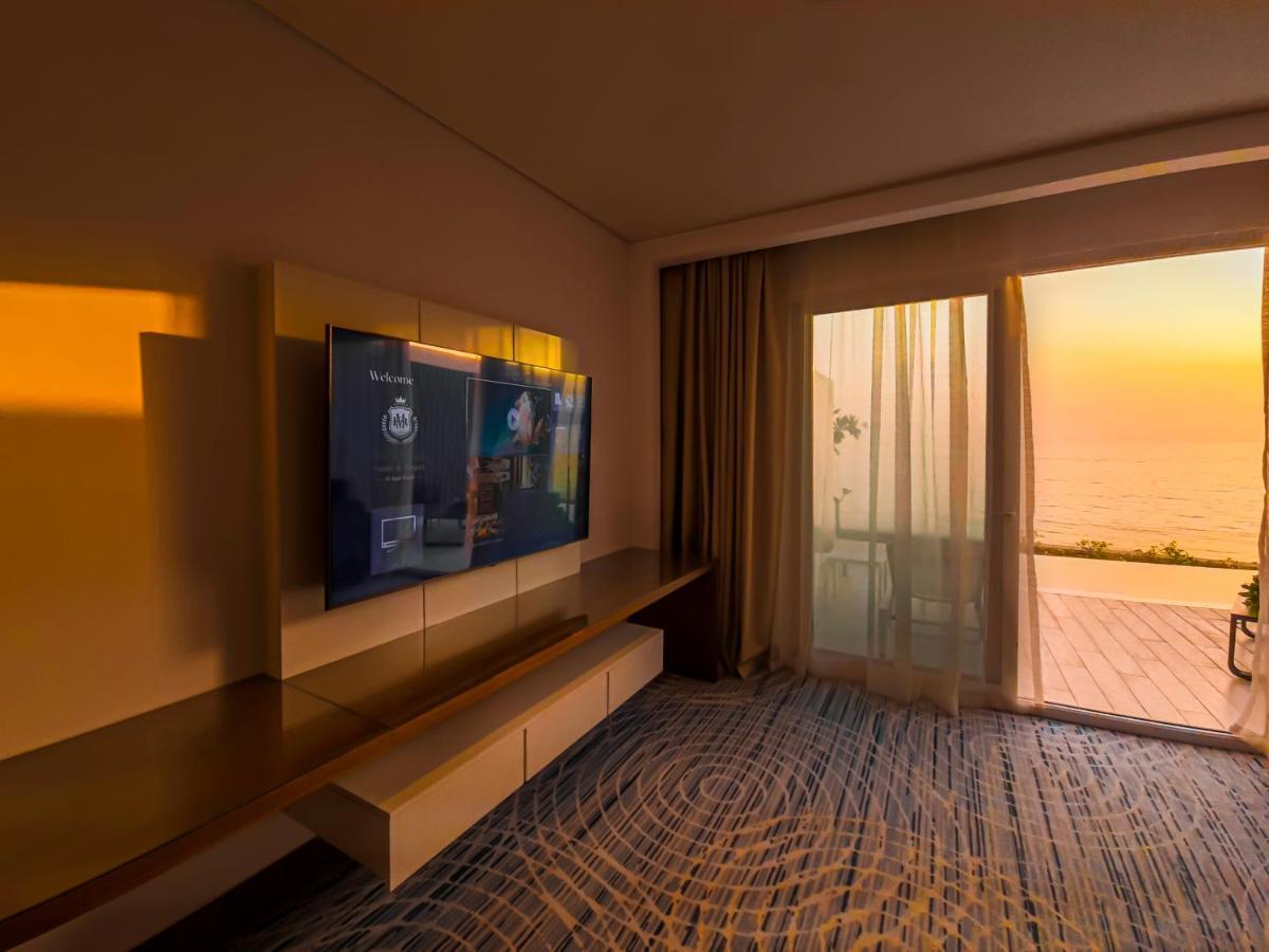 Royal M Al Aqah Beach Resort By Gewan Buitenkant foto A room at the hotel