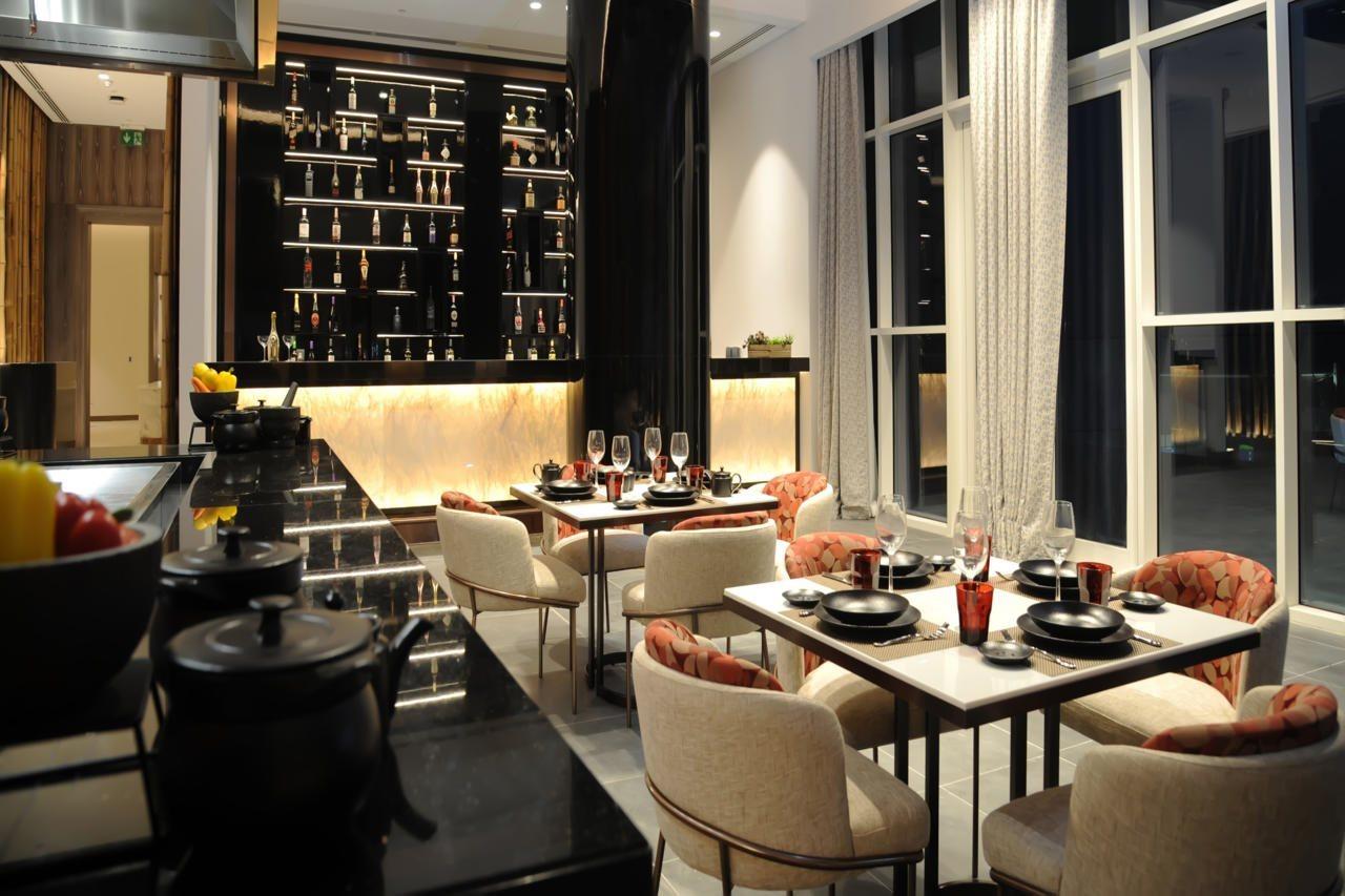 Royal M Al Aqah Beach Resort By Gewan Buitenkant foto The interior of the restaurant